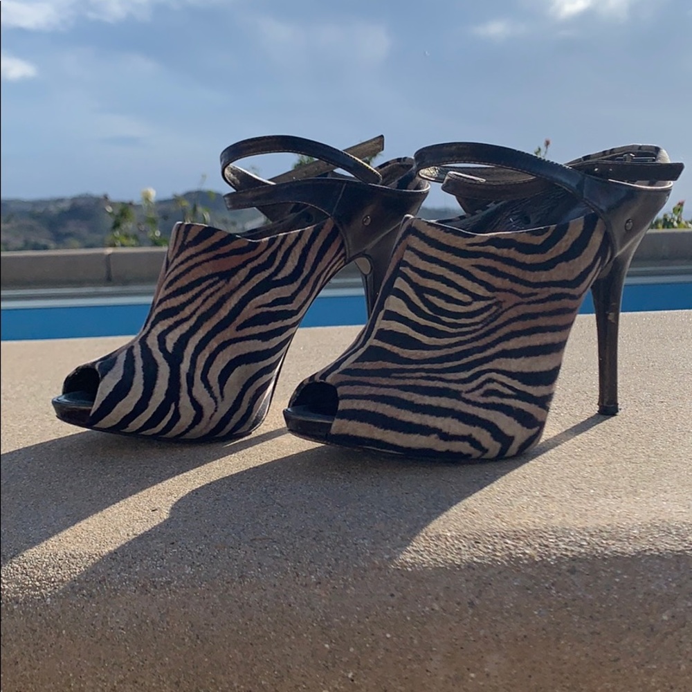 Leopard heels
